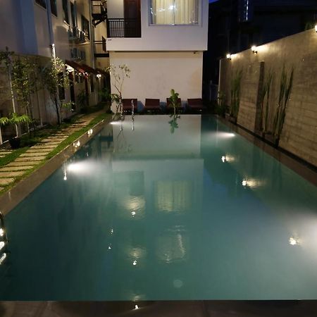 Holy Angkor Deluxe Hotel Siem Reap Ngoại thất bức ảnh