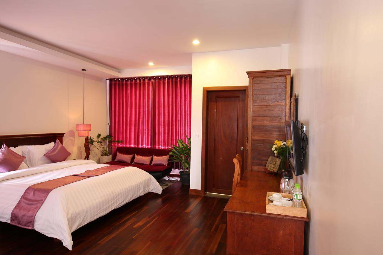 Holy Angkor Deluxe Hotel Siem Reap Ngoại thất bức ảnh