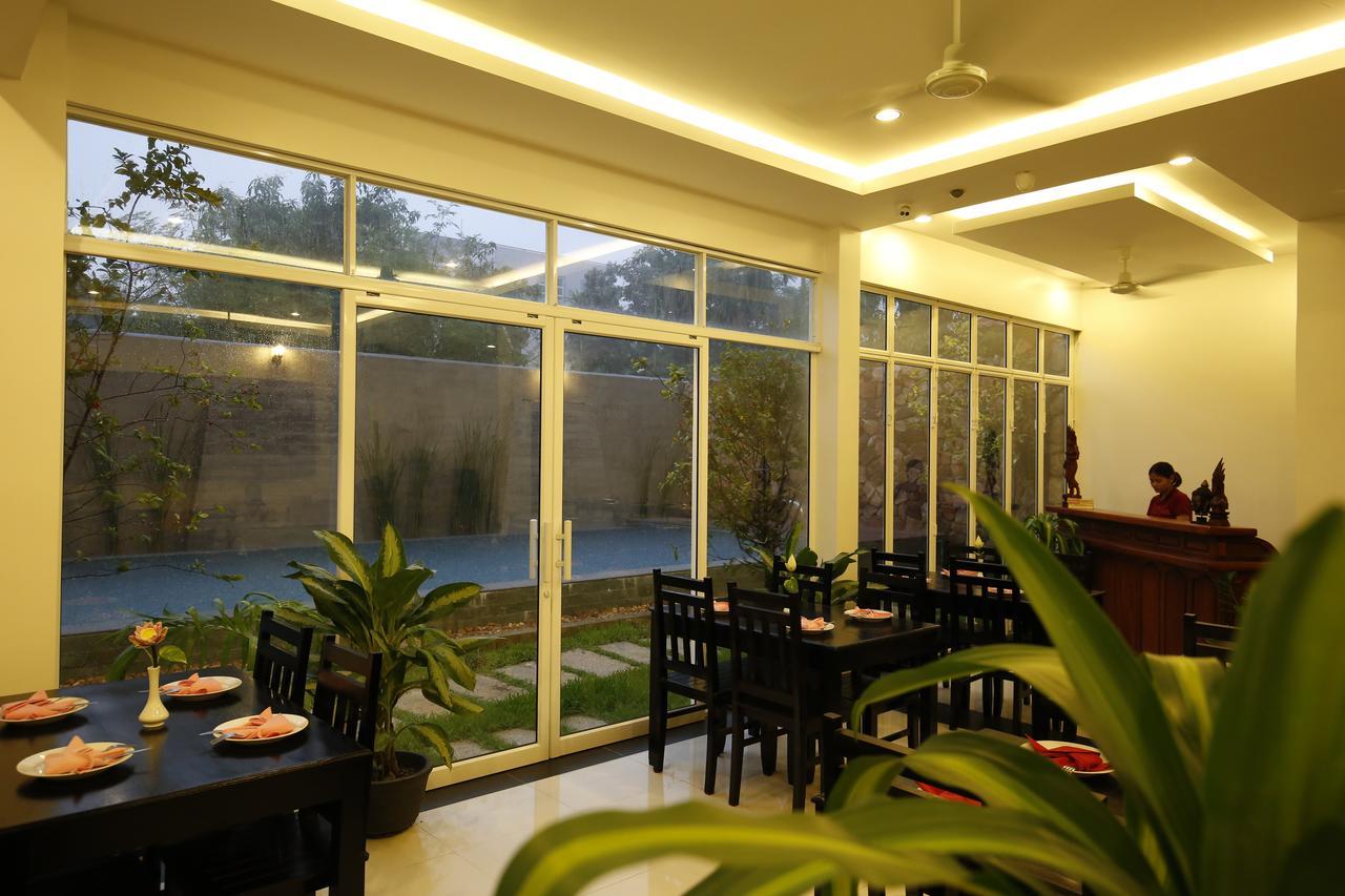 Holy Angkor Deluxe Hotel Siem Reap Ngoại thất bức ảnh